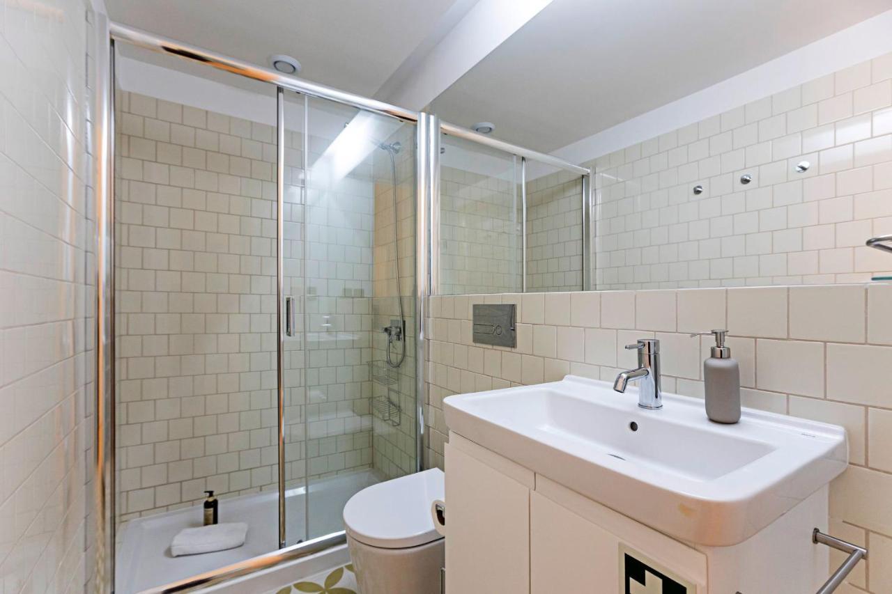 Loios 1Br Flat Downtown By Lovelystay Порто Екстериор снимка