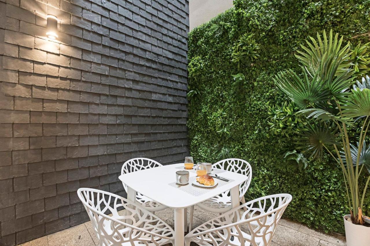 Loios 1Br Flat Downtown By Lovelystay Порто Екстериор снимка
